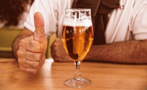 Estudo português defende consumo de uma cerveja por dia