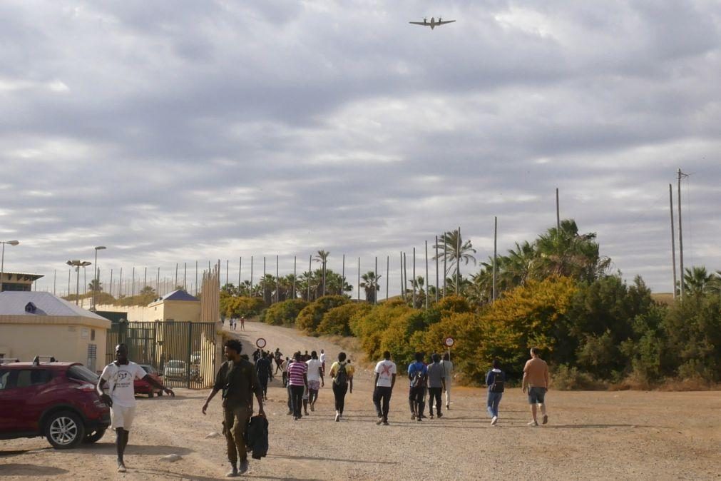 Mais de 100 feridos no assalto por imigrantes a fronteira de Melilla