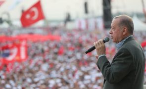 Turquia diz que não há progressos nas negociações para Suécia aderir à NATO