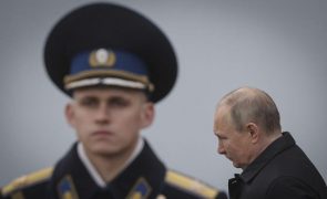 Rússia entra em incumprimento pela 1.ª vez em 100 anos
