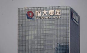 Credor estrangeiro avança em Hong Kong com petição de liquidação contra Evergrande