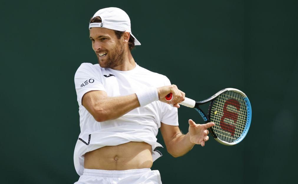 Wimbledon: João Sousa eliminado na primeira ronda