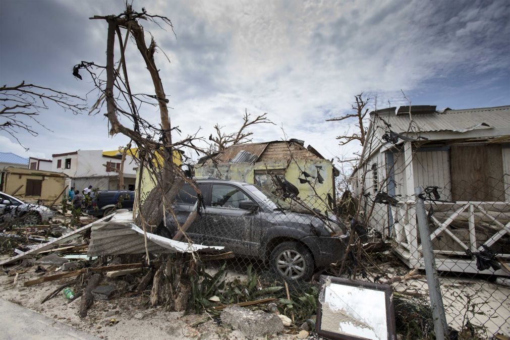 Furacão Irma faz nove mortos e sete desaparecidos nas Antilhas Francesas