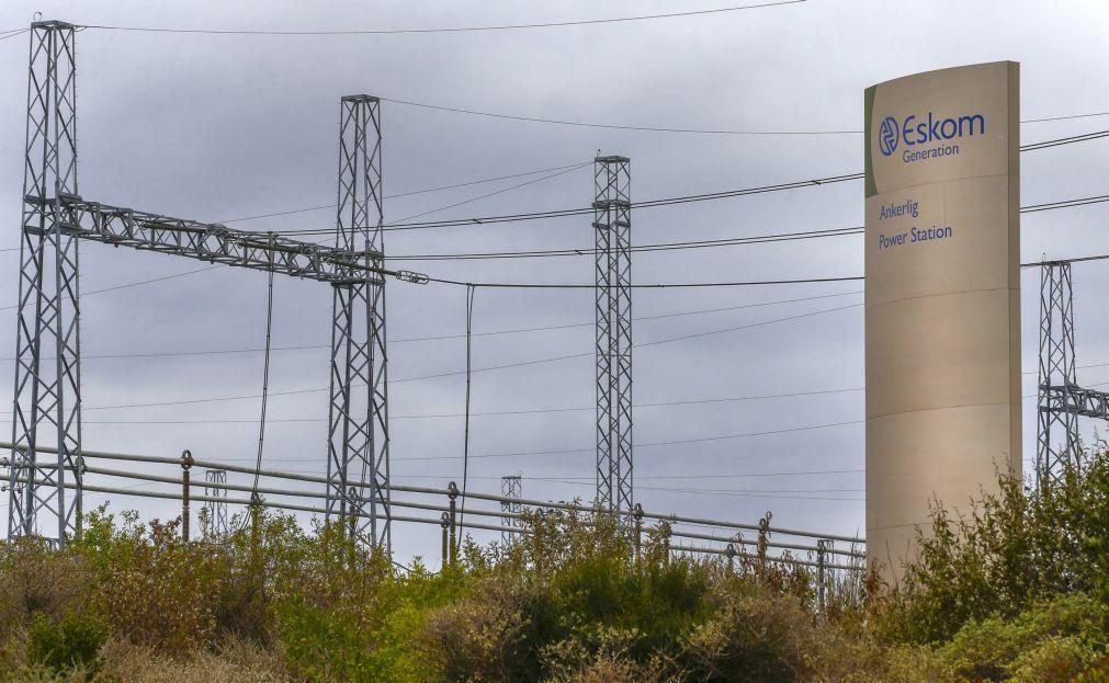 África do Sul avança com novos cortes de energia, os mais severos desde 2019